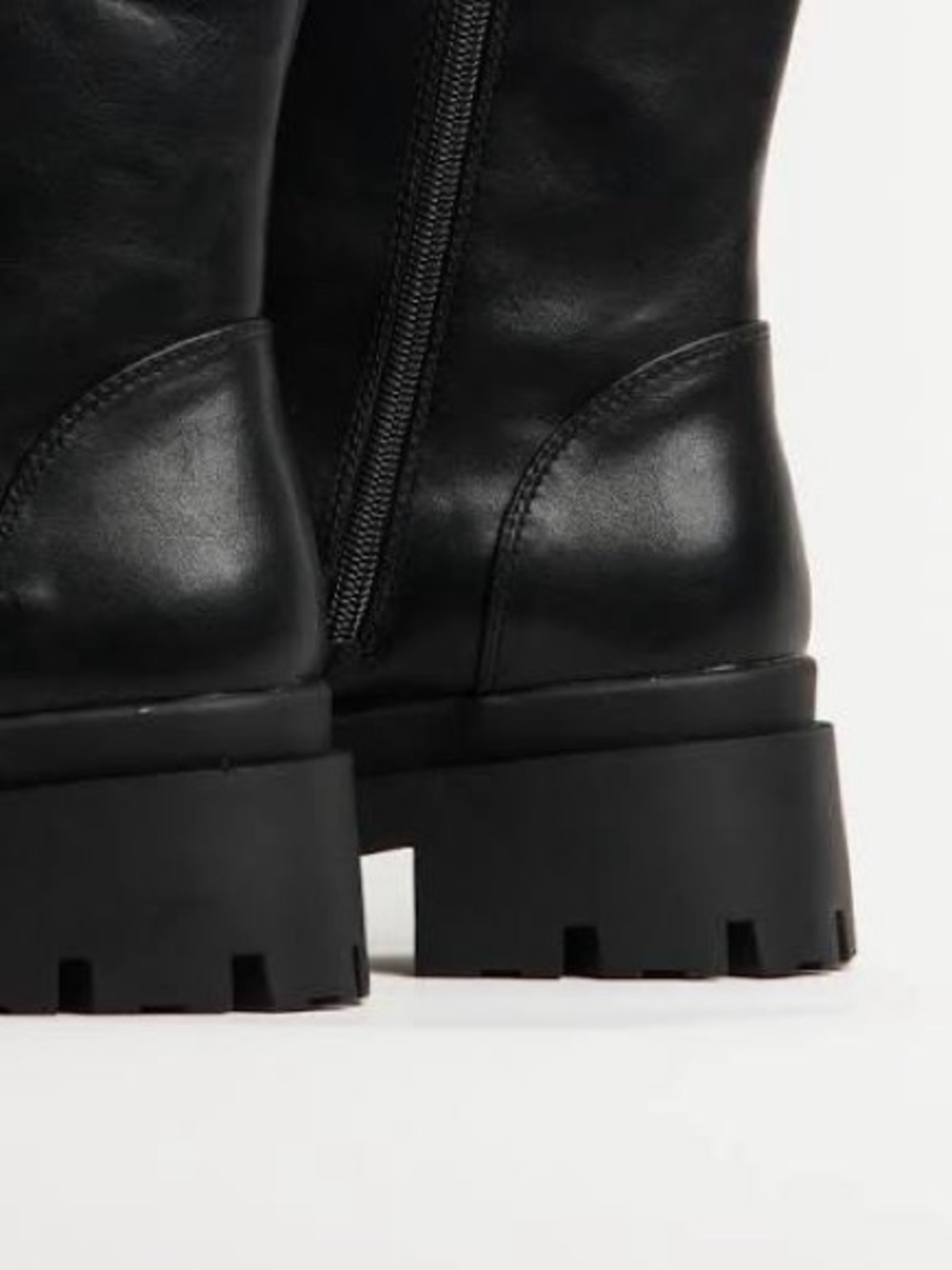 Chunky Platform Over-the-Knee Boots in Black - Picture 3 of 3